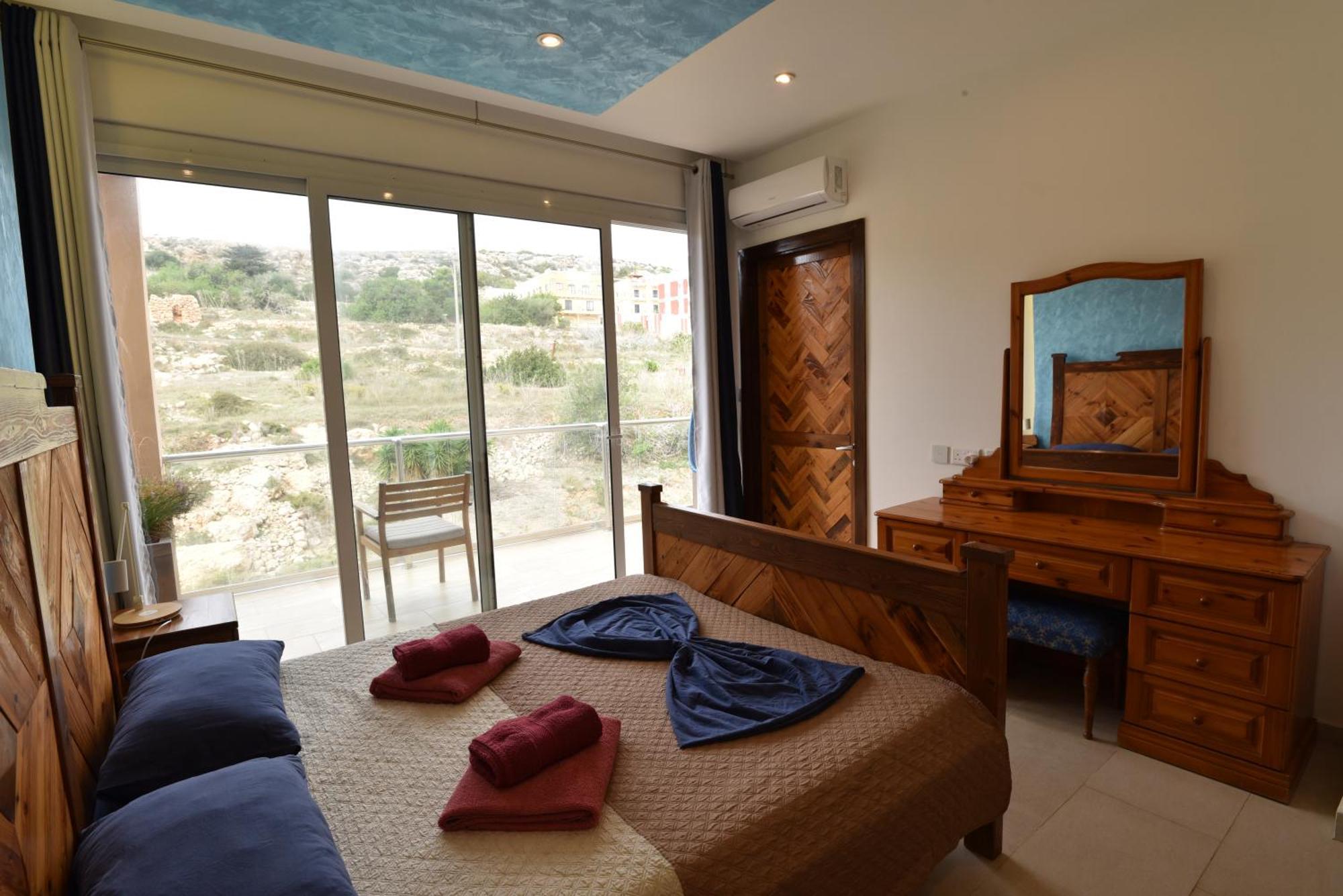 Appartamento Hillview Duplex Penthouse St. Paul's Bay Esterno foto